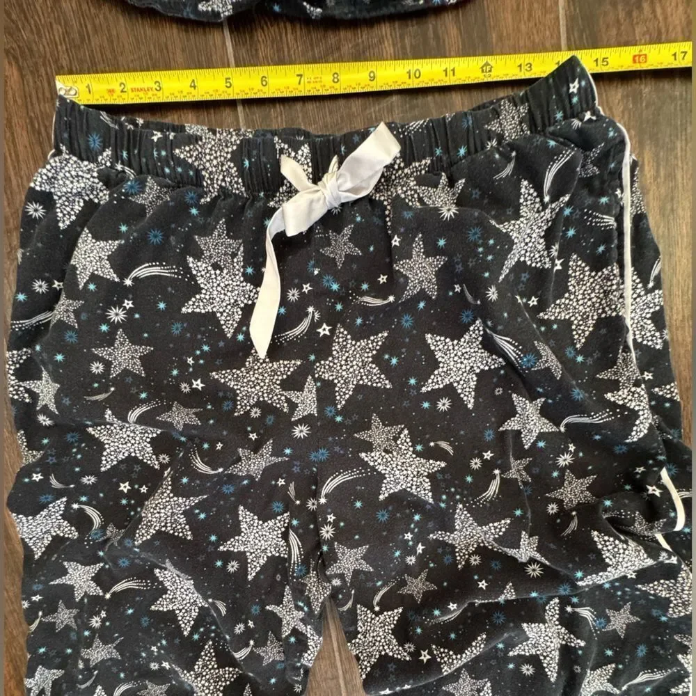 Victoria’s Secret Star Print Pajama Set Button Down Top & Pants w/pockets sz M